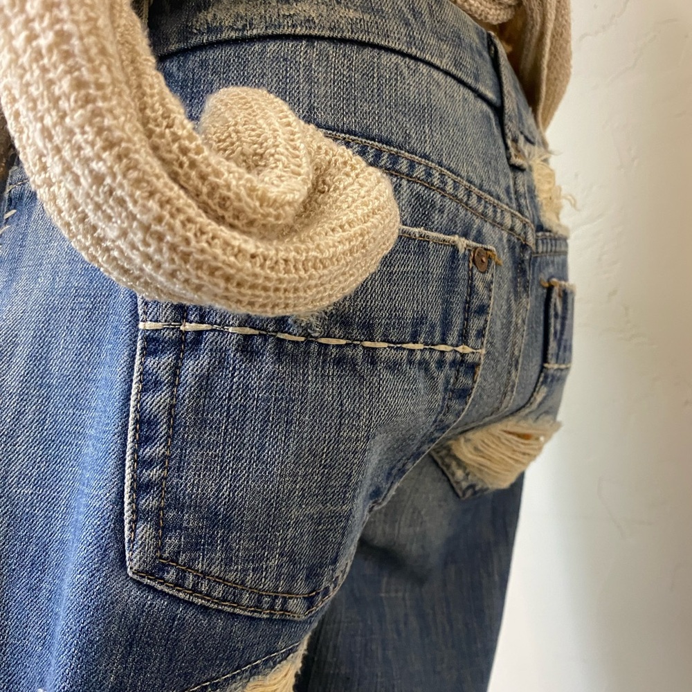 Joe's Jeans Low Rise Boho chic Embroidered Distressed and patchwork detail - Picture 2 of 14